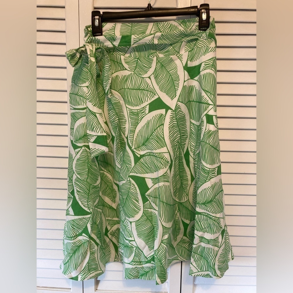 NWT Sherry Taylor Green And White Palm Leaf Midi Skirt Size Medium